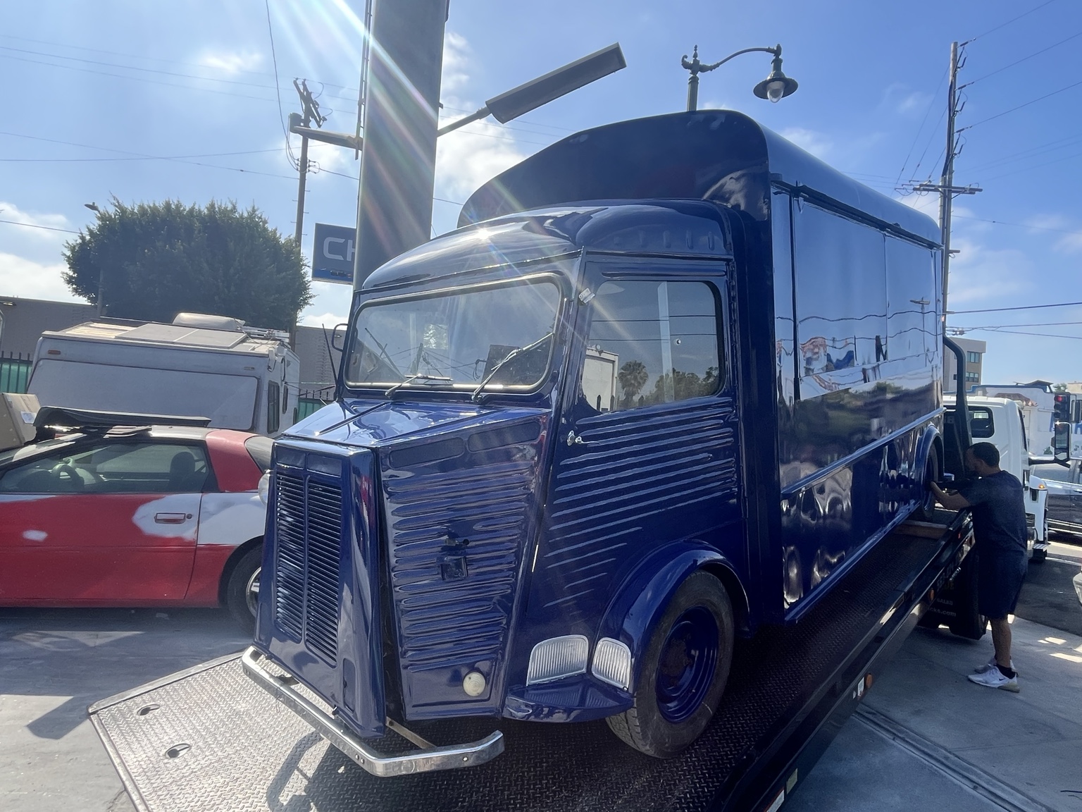 Same vintage van after blue refinishing
